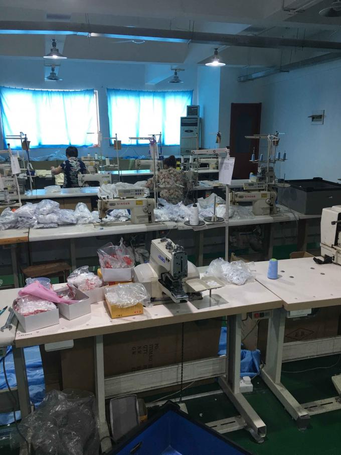 Easy Dressing Anti Static Workwear , Non Static Clothing Customized Color