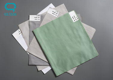 100% Polyester Anti Static Fabric Plain Dyed Pattern